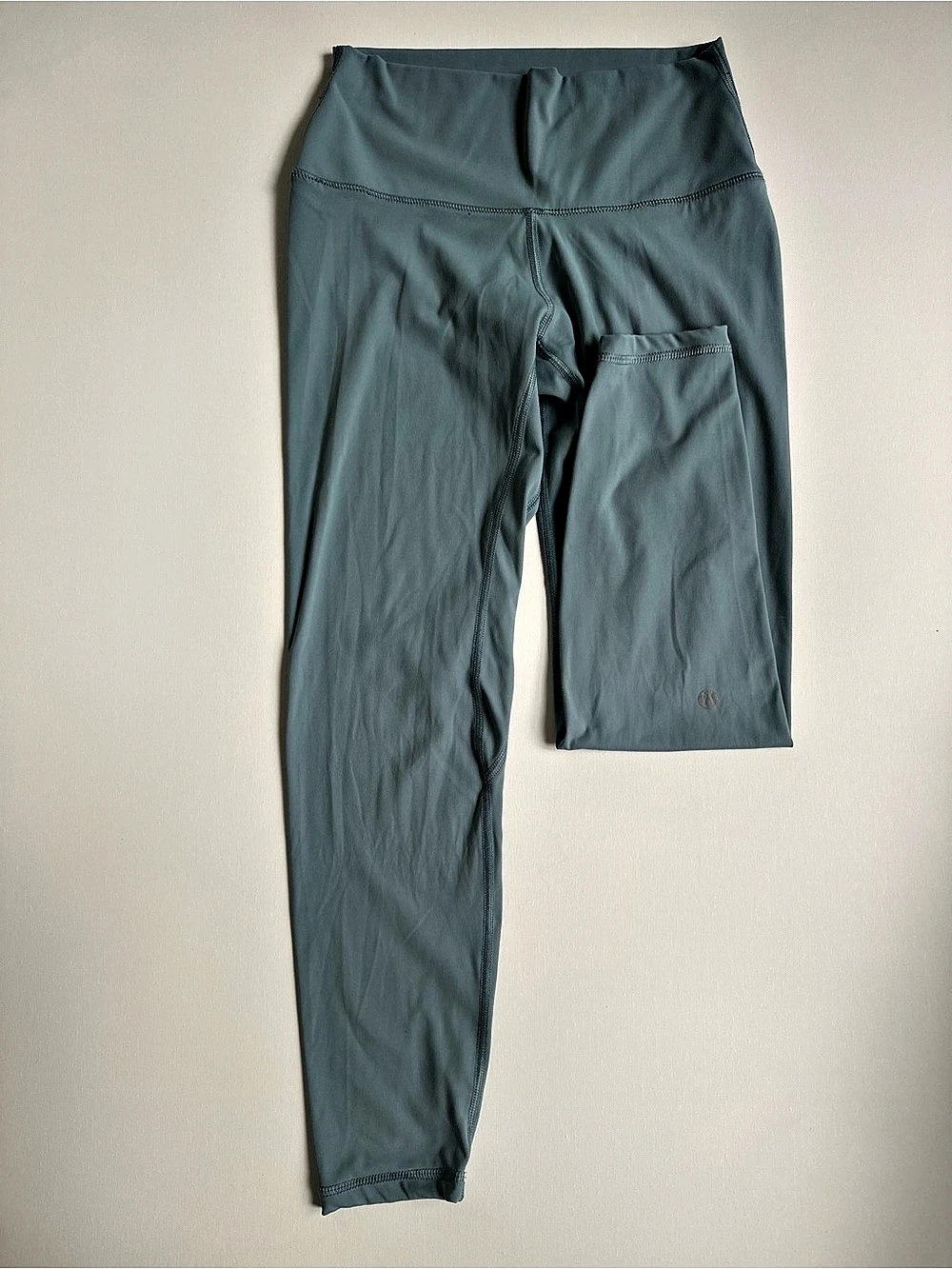 Lululemon Small - Picture 2 of 3